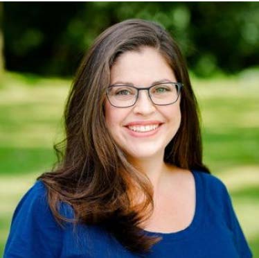 Carolyn Tomchik, 2025 NPRE Advocate Award winner